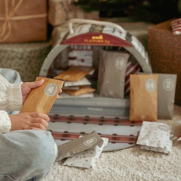 Adventskalender Eisenbahn - Essentials - Little Dutch