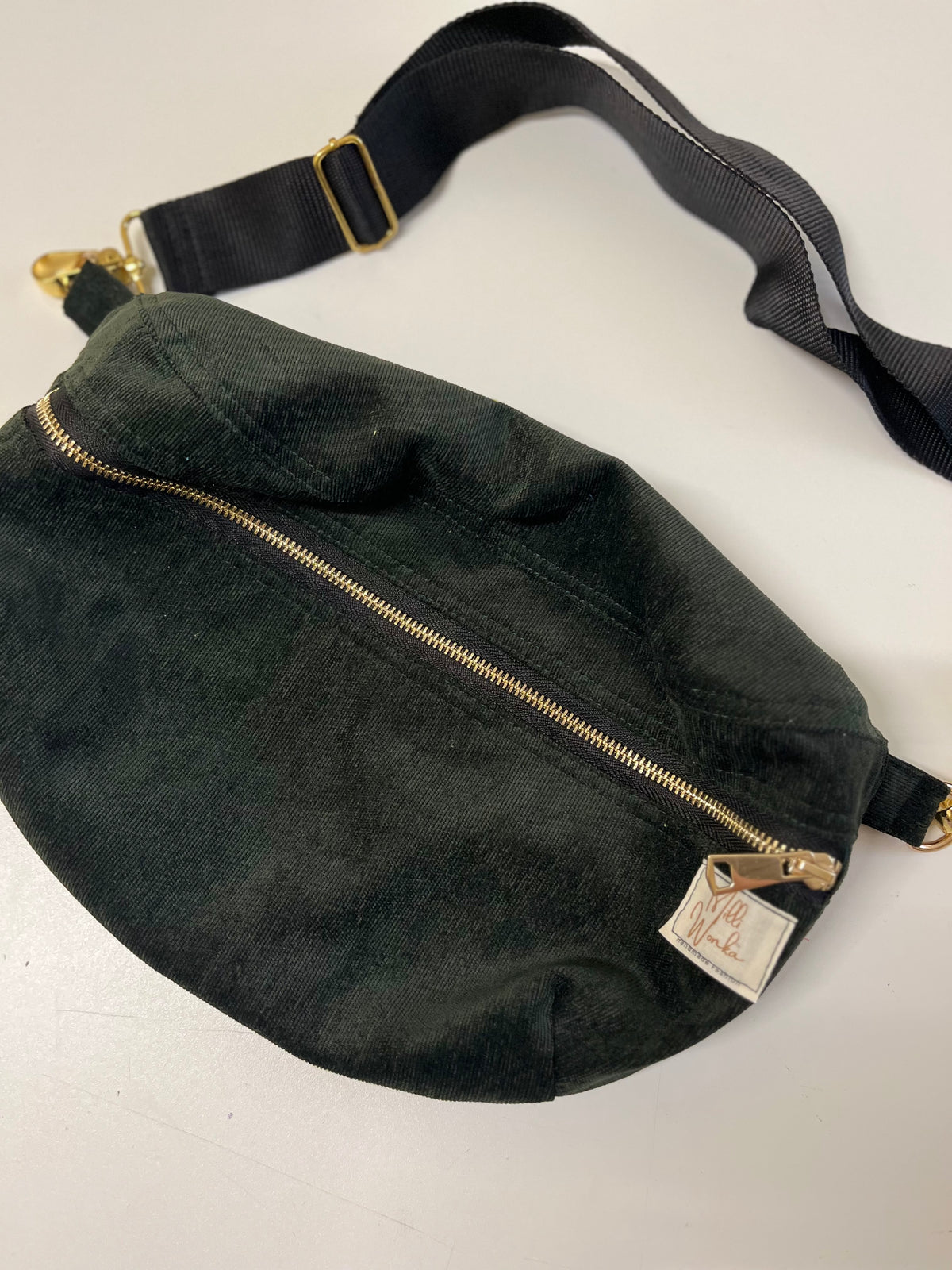 Crossbodybag Cord Dunkelgrün (vegan) - Milli Wonka