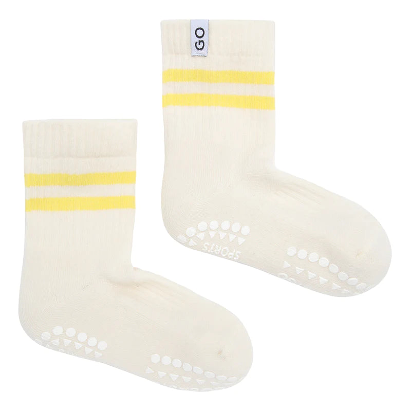 Rutschfeste Sportsocken Bio-Baumwolle weiß/gelb - GoBabyGo