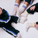 Rutschfeste Sportsocken Bio-Baumwolle weiß/grün - GoBabyGo