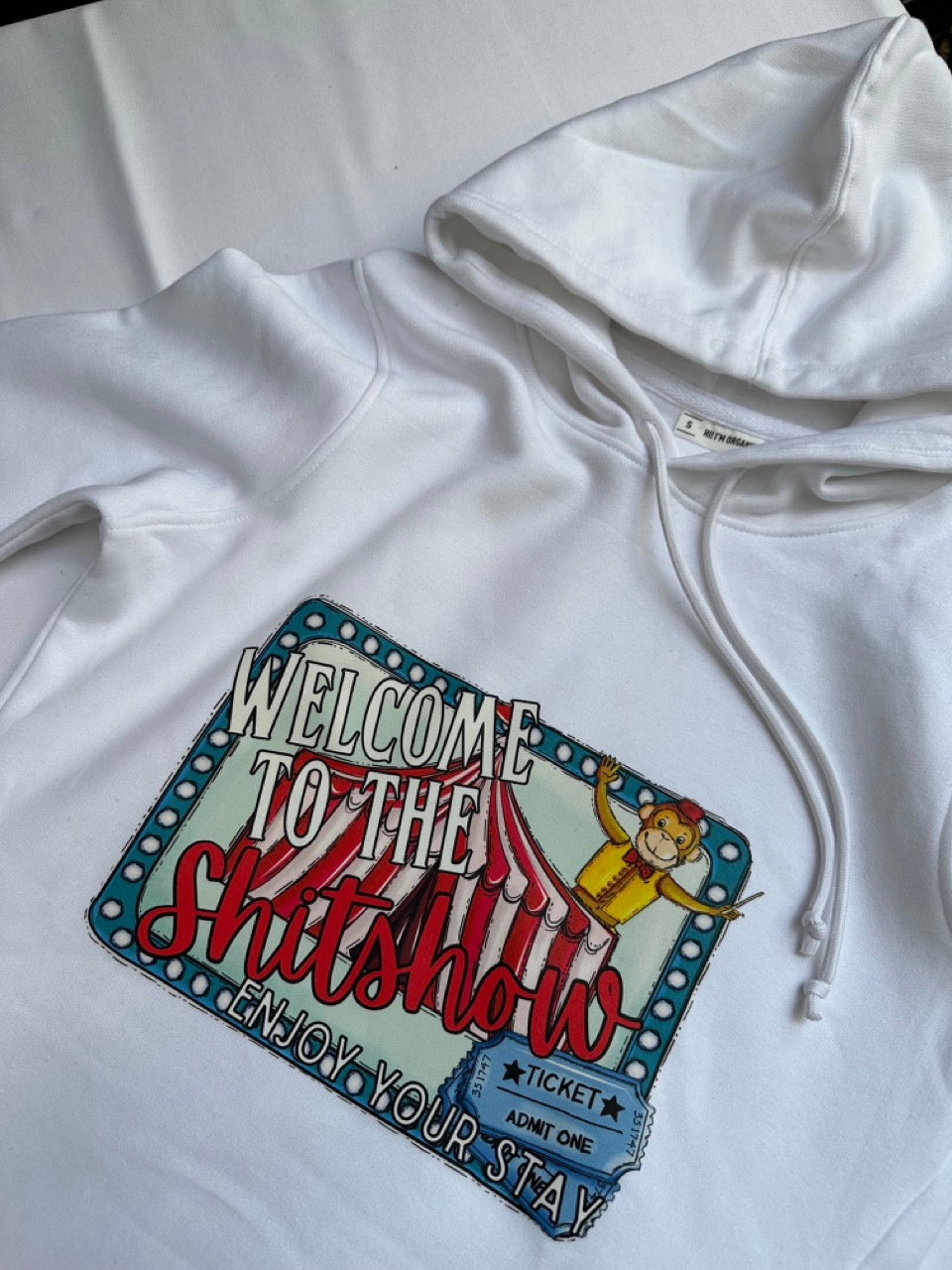 Hoodie "Welcome to the Sh*tshow" für Erwachsene - One Sweater