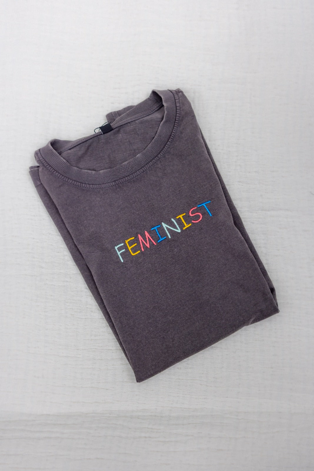 Oversized T-Shirt "Feminist" für Erwachsene - One Sweater