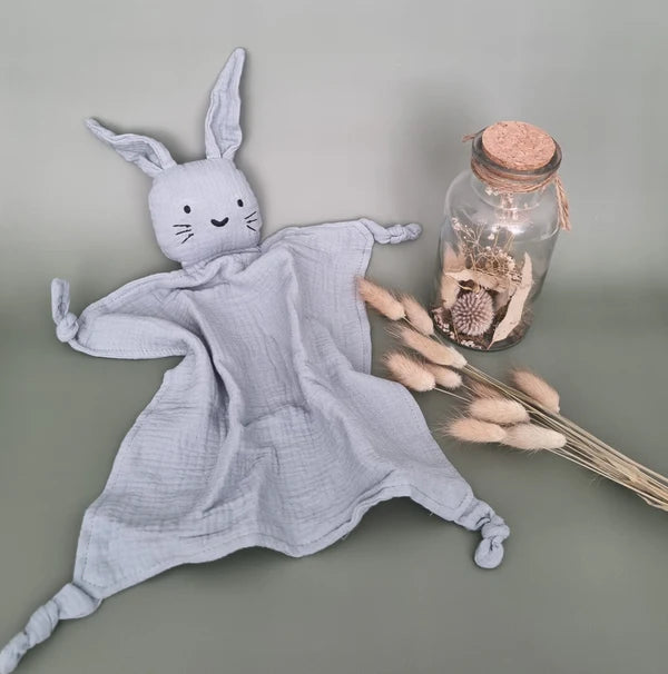 Musselin Kuscheltier Hase - Grau-Blau - Rammelaartje