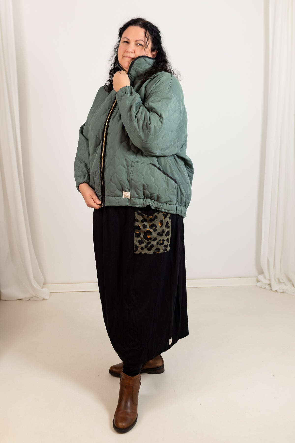 Bomber-Jacke aus Steppstoff „YLVA“  - Milli Wonka