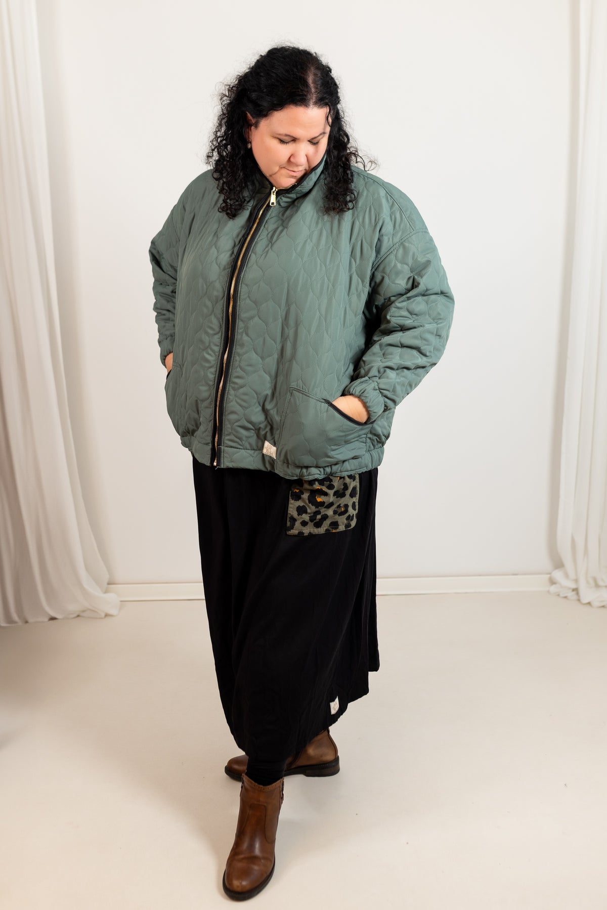 Bomber-Jacke aus Steppstoff „YLVA“  - Milli Wonka