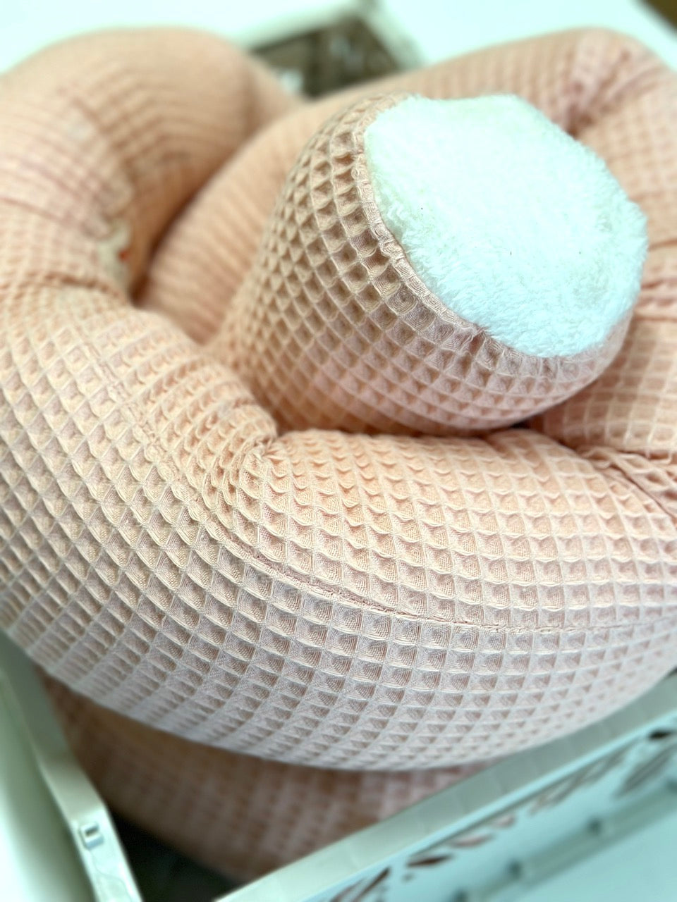 Bettschlange aus Waffelpiqué Lachs - Milli Wonka