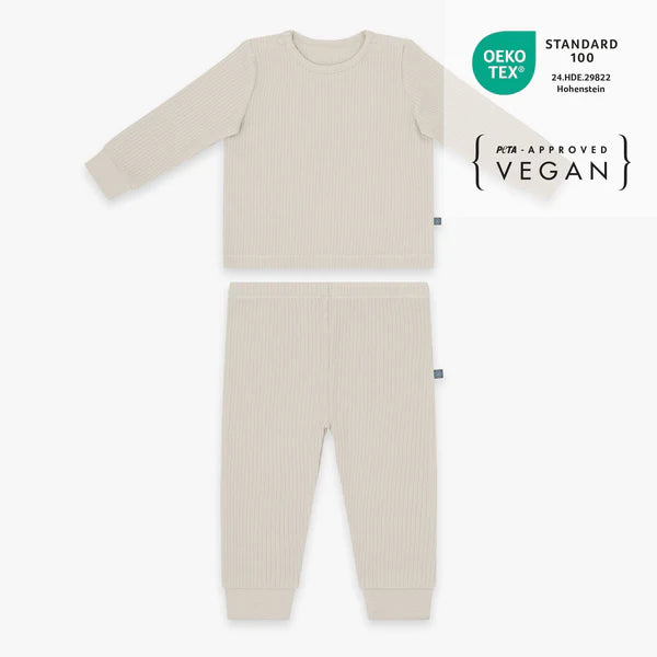 Schlafanzug lang 2-teilig essential beige - emma & noah