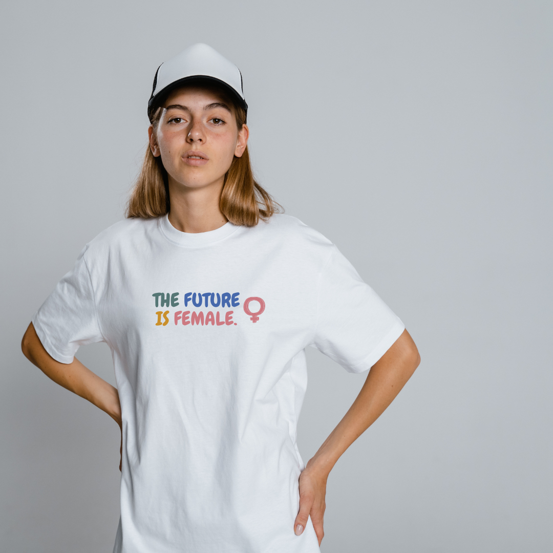 Oversized T-Shirt "The Future is Female" für Erwachsene - One Sweater