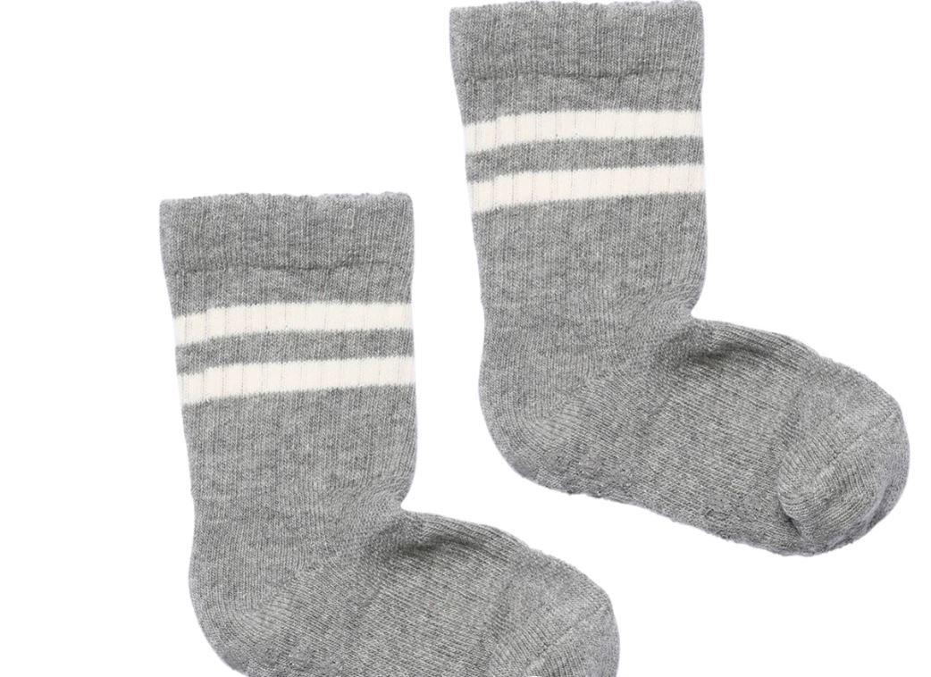 Rutschfeste Sportsocken Bio-Baumwolle grau meliert - GoBabyGo